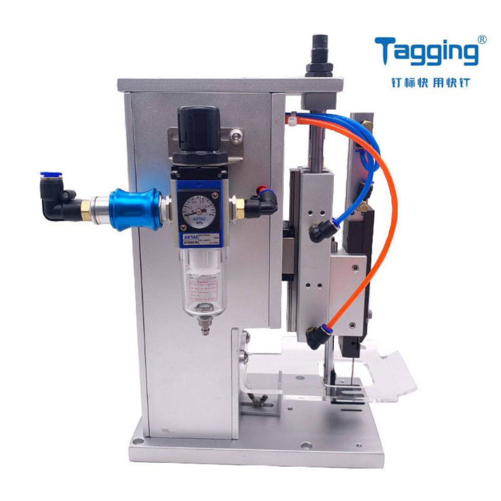 Máy dán nhãn TM5209 cho khăn microfiber